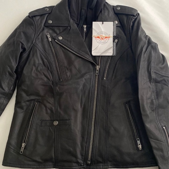 Leather jacket - Picture 2 of 5